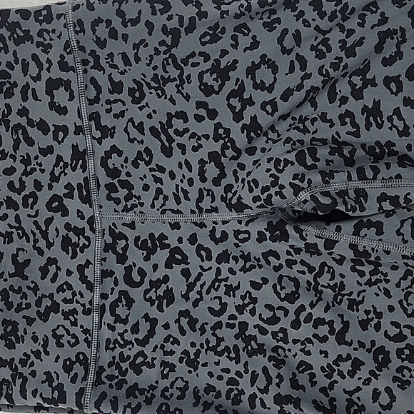 Athleta Elevation Ultra High Rise Leopard Print Athletic Leggings - Picture 8 of 14